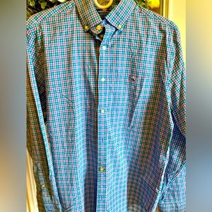Men’s VV long sleeve button down shirt- EUC- size M